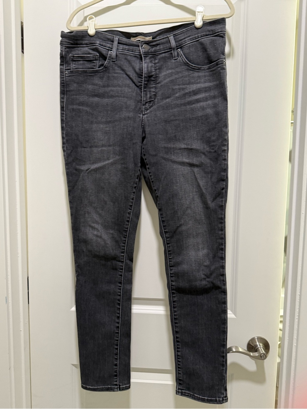 Levi’s 311 Shaping Skinny High-rise Women’s Jeans in Black